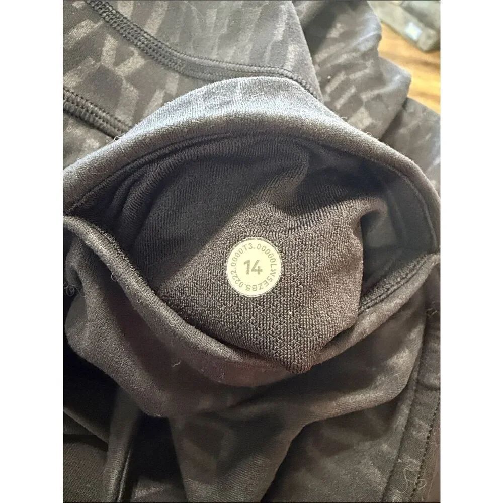 Lululemon leggings - Picture 6 of 6